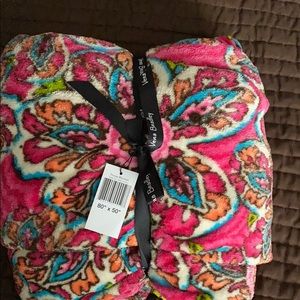 Vera Bradley Throw- Pink